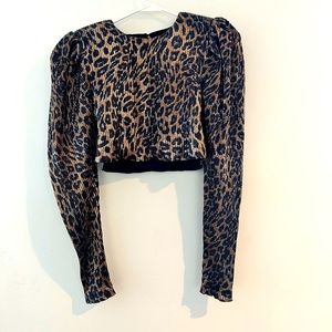 Retro Puffy Shoulder Crop Top